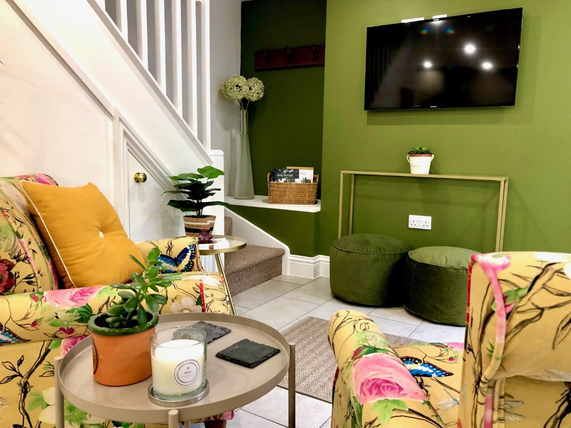 Flower Cottage By Ludlow Castle With Onsite Parking Exteriör bild