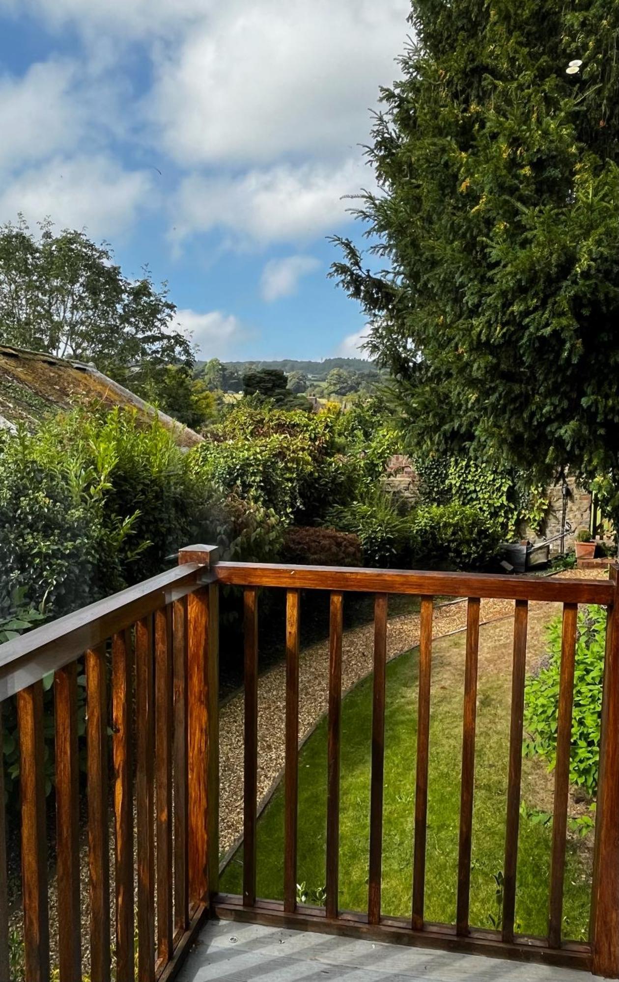 Flower Cottage By Ludlow Castle With Onsite Parking Exteriör bild